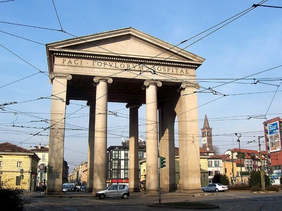 La Porta Ticinese, Milan